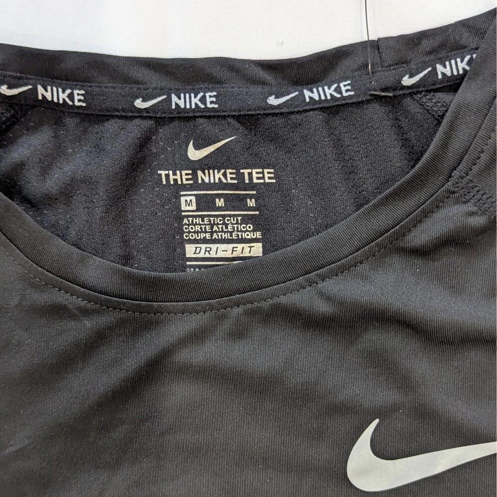 NWT Nike Dri-FIT Women’s Black Athletic Tee – Size Medium - Picture 2 of 5